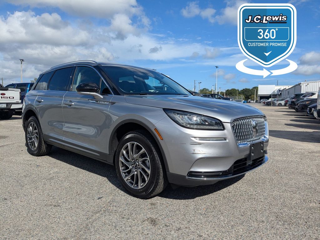 2022 Lincoln Corsair Standard