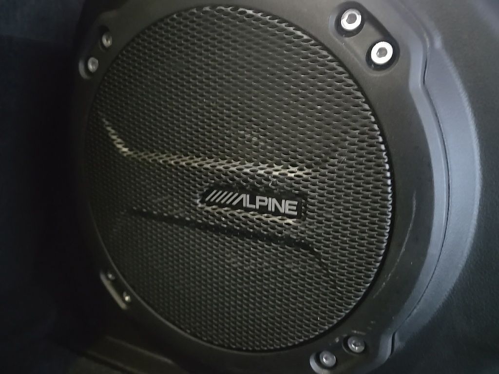 New 2025 White Jeep Sahara image 39