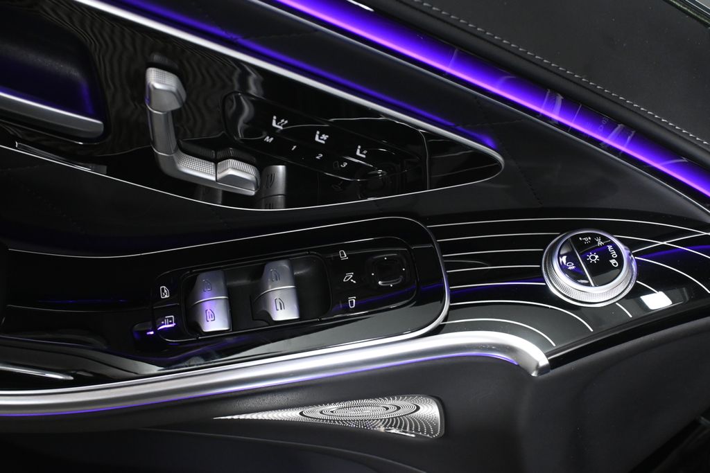 Thumbnail: 2025 Mercedes-Benz S-Class - 25
