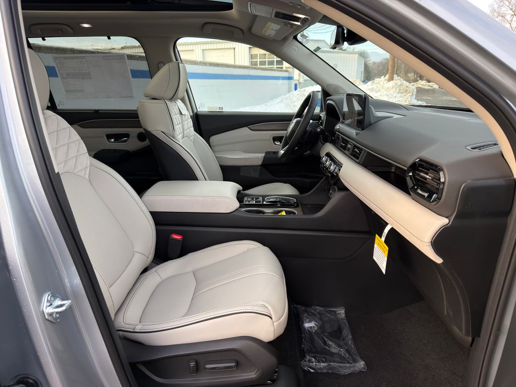 Thumbnail: 2026 Honda Pilot - 27