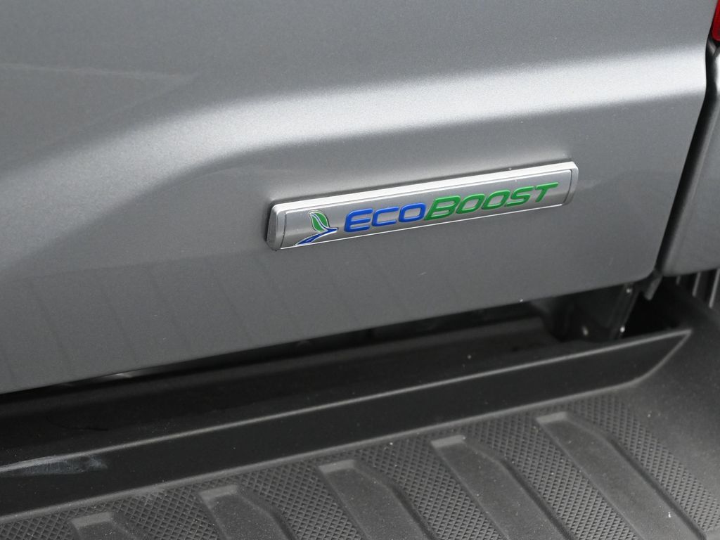 Used 2023 Iconic Silver Metallic Ford XL image 32