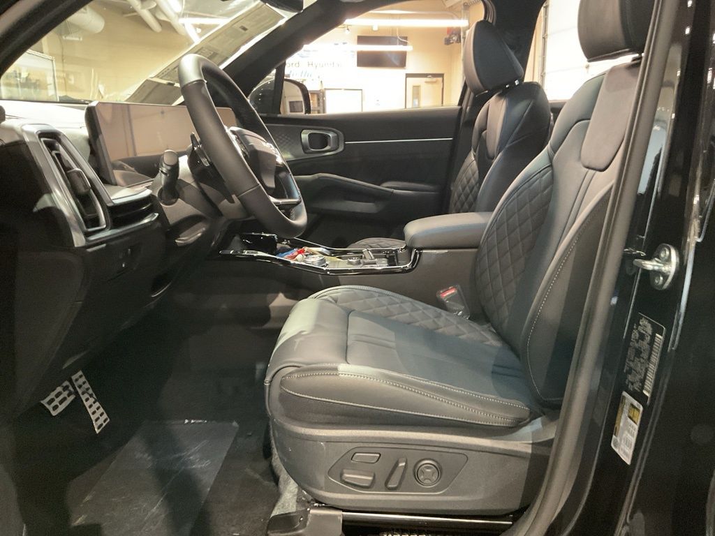 New 2026 Black Kia SX Prestige image 8