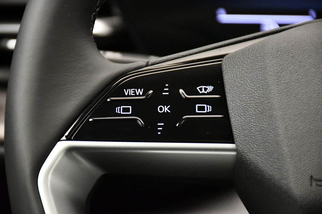 Thumbnail: 2025 Audi Q5 - 23