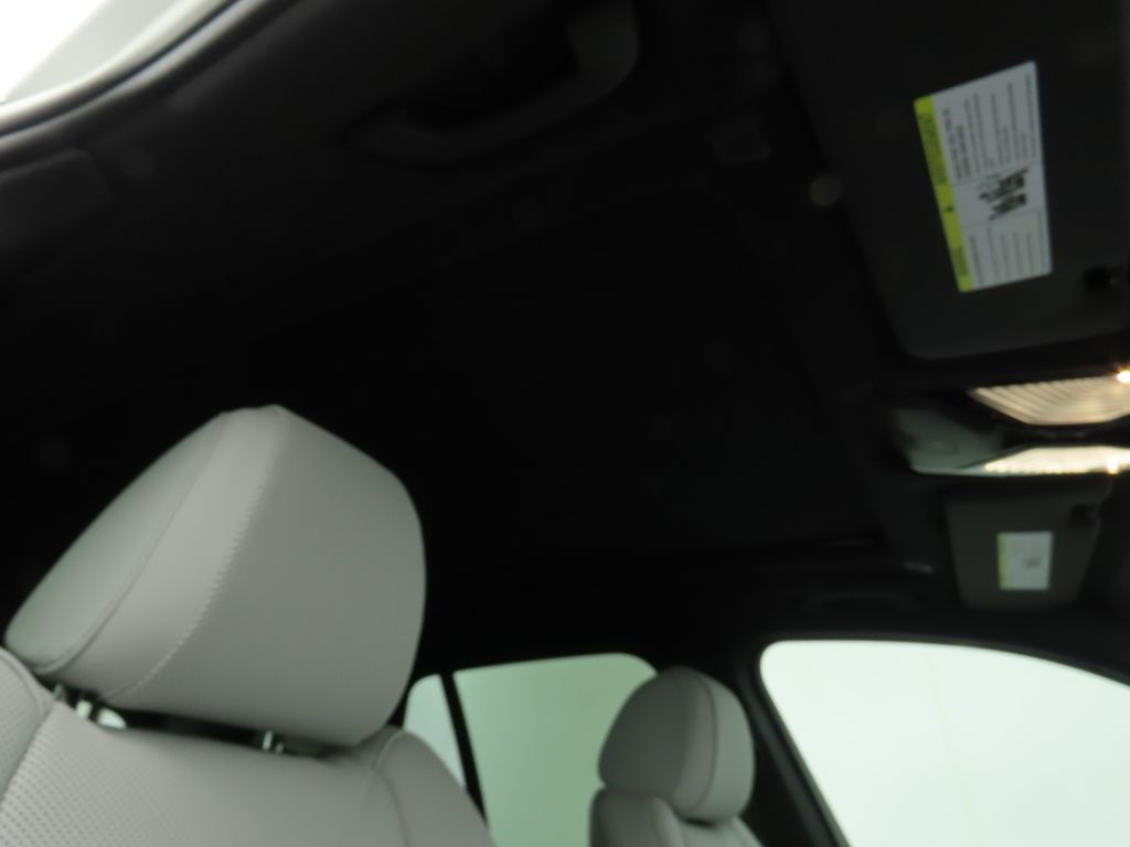 Thumbnail: 2026 BMW X5 - 17