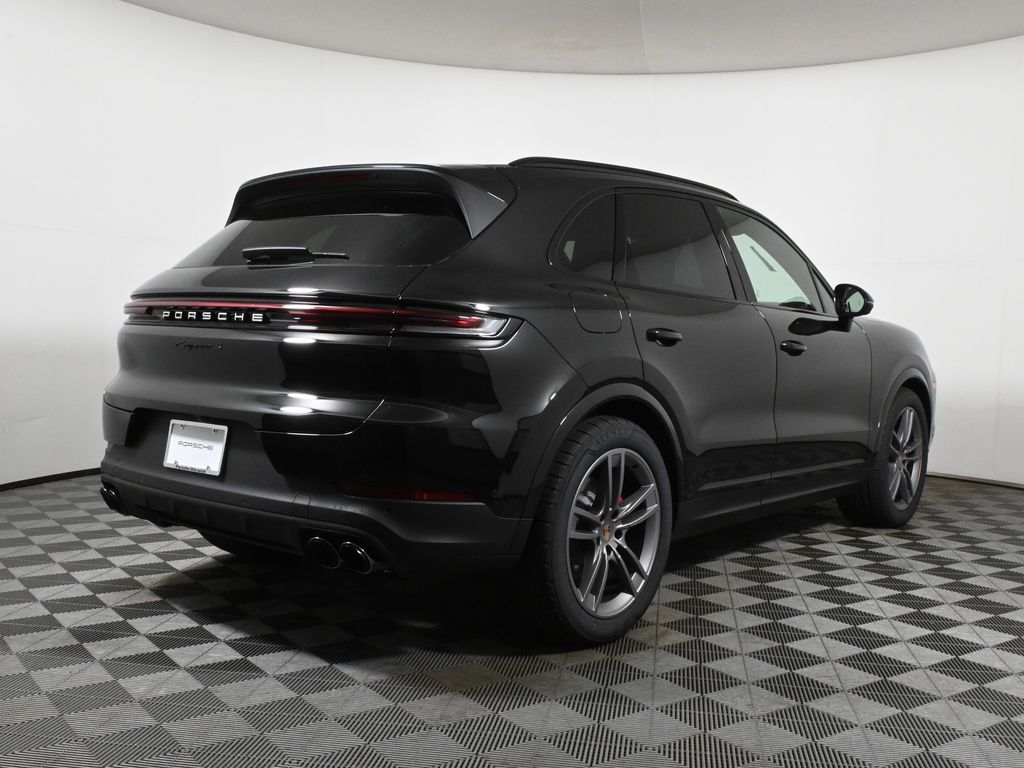 Thumbnail: 2026 Porsche Cayenne - 7