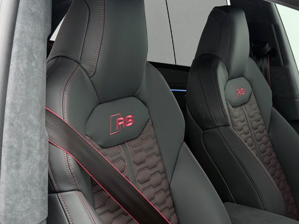 Thumbnail: 2026 Audi RS Q8 - 28