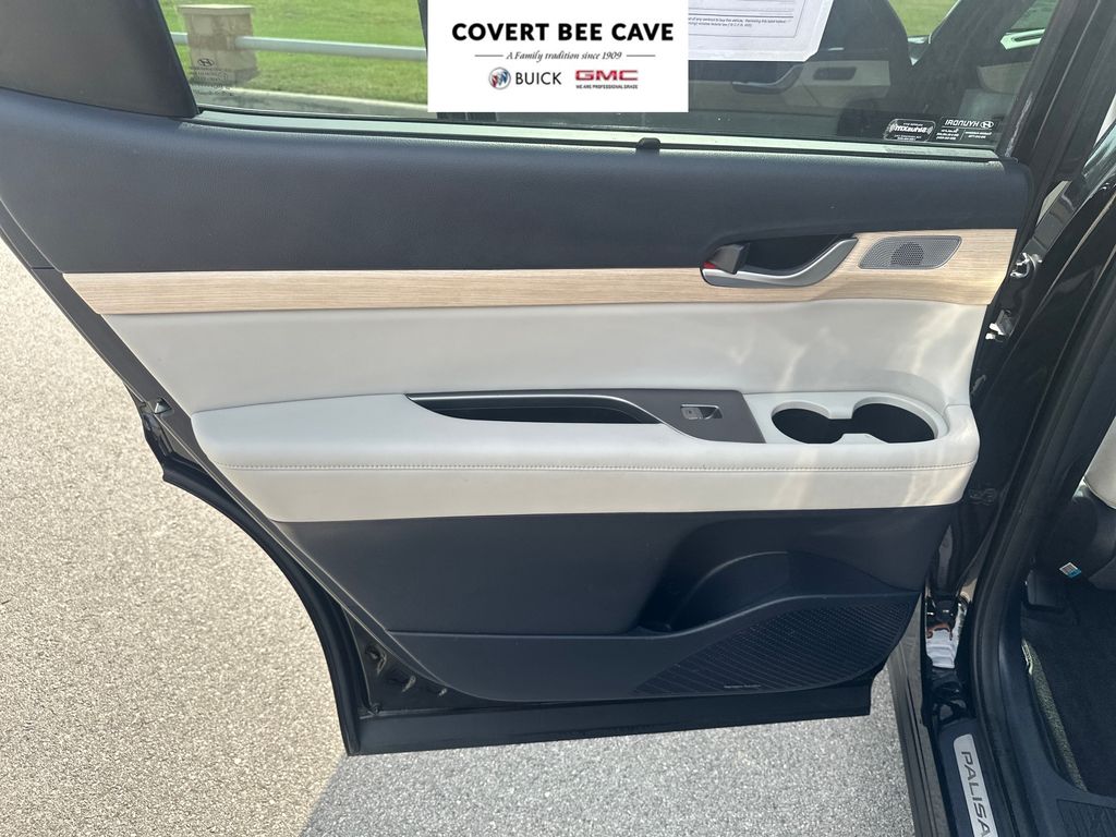 Used Car 2023 Hyundai Palisade  Limited For Sale Under $35,000 In Austin, Texas