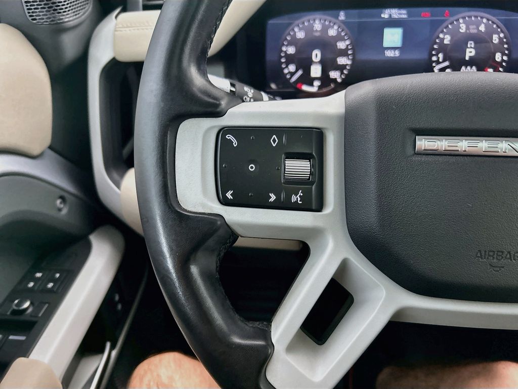 Thumbnail: 2020 Land Rover Defender - 11