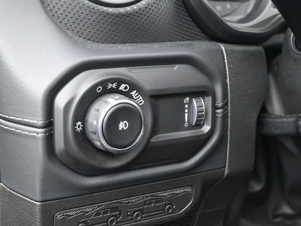Used 2026 Pj5 Jeep Rubicon X image 15