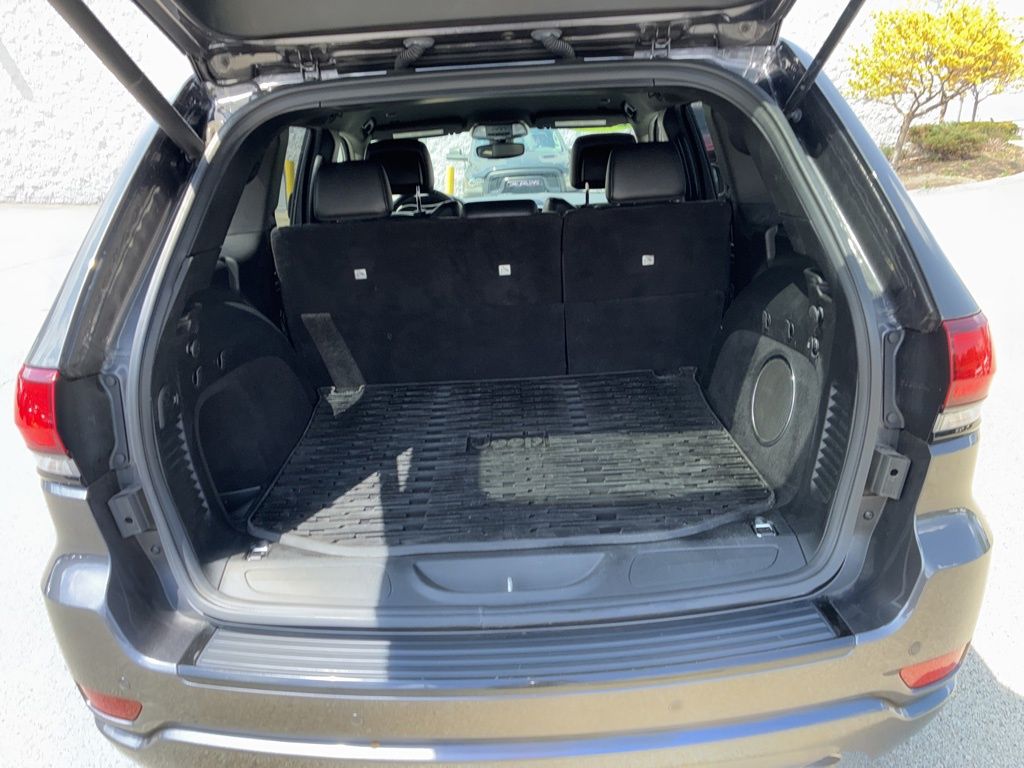 2018 Jeep Grand Cherokee Altitude Gray at Bob Ruth Ford