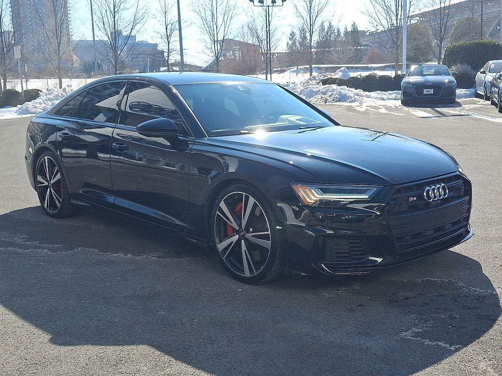 Thumbnail: 2022 Audi S6 - 3
