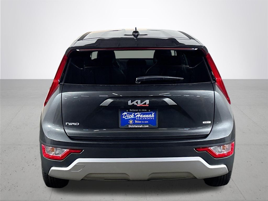 2025 Kia Niro LX