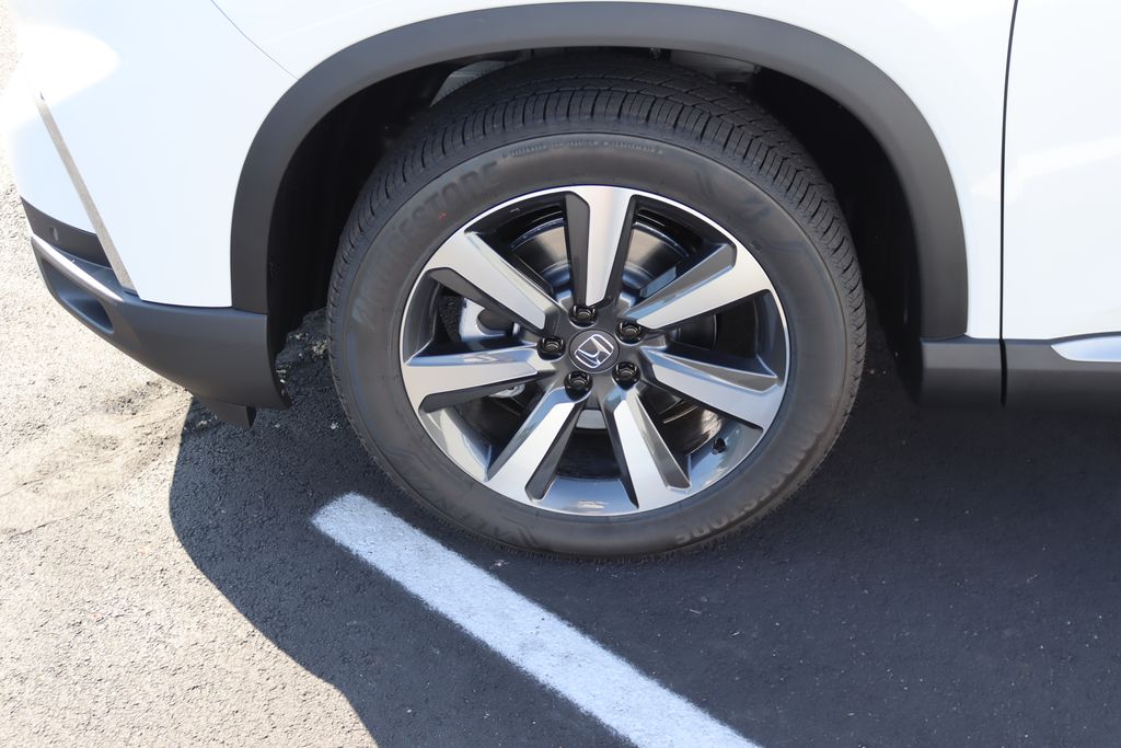 Thumbnail: 2025 Honda Pilot - 10