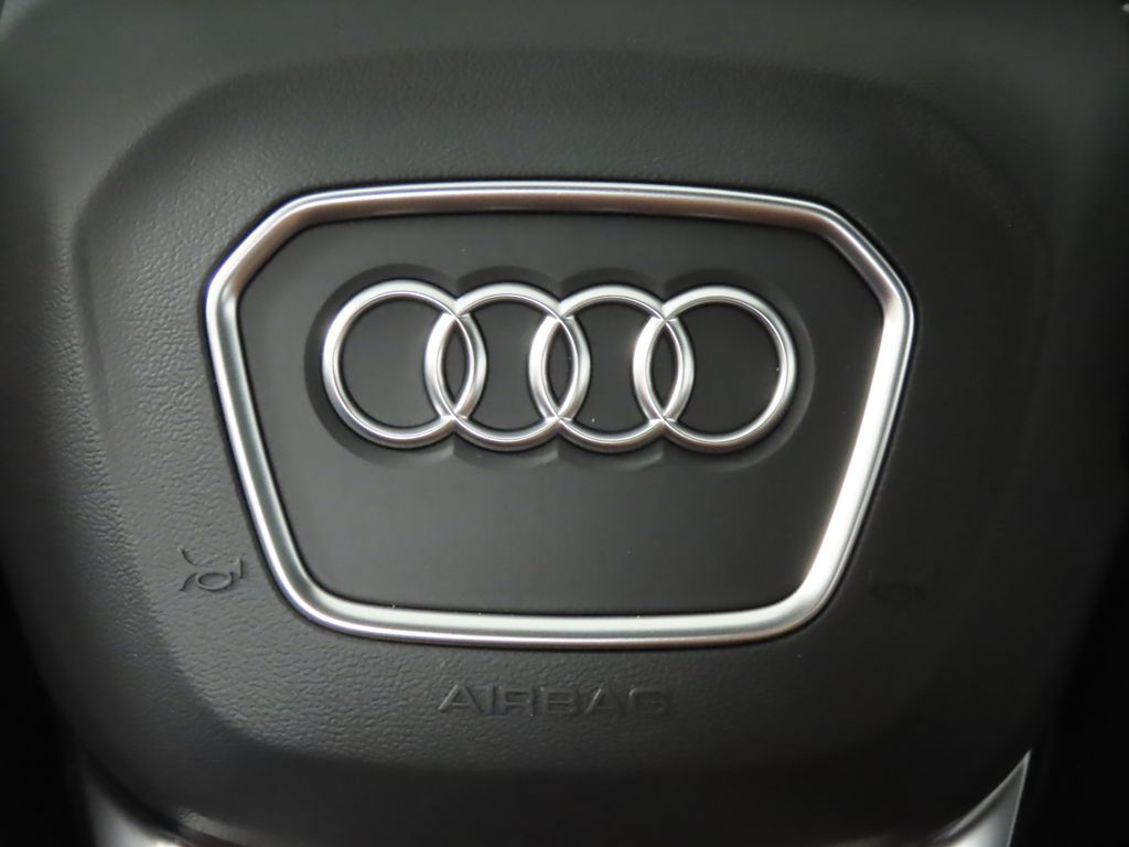 Thumbnail: 2025 Audi Q7 - 16