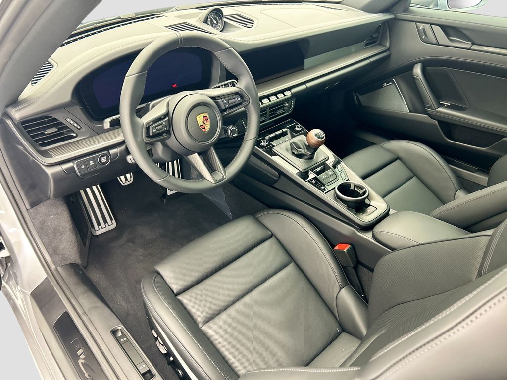 Thumbnail: 2026 Porsche 911 - 4