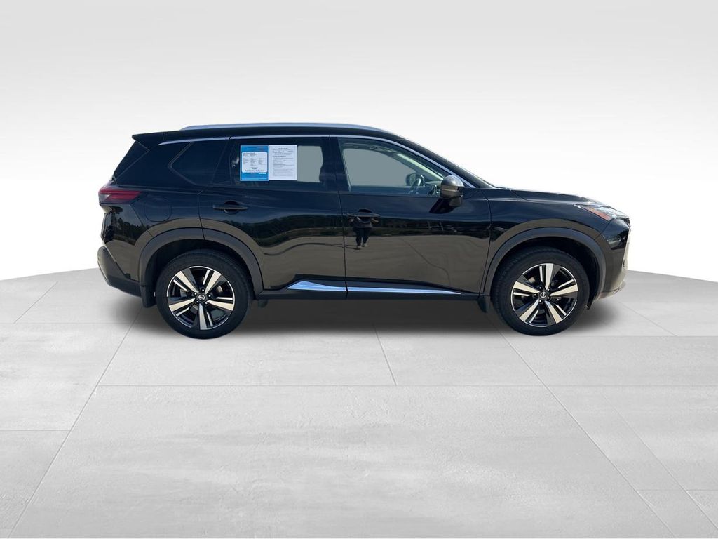 2021 Nissan Rogue SL 11