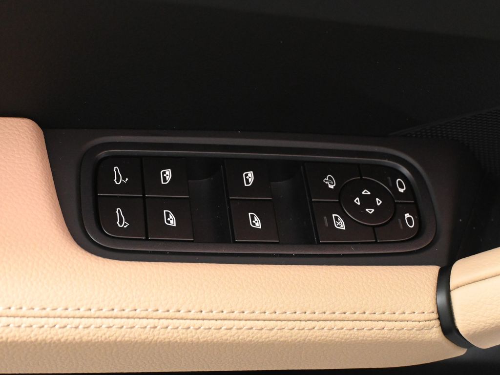 Thumbnail: 2026 Porsche  - 32