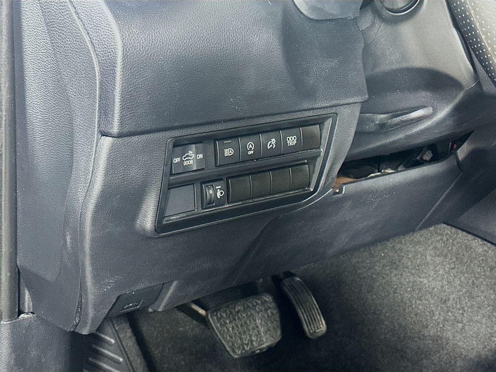 Thumbnail: 2023 Toyota Tundra - 10