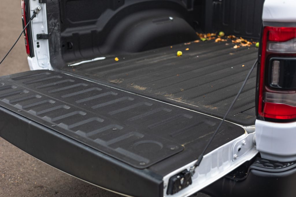 2023 Ram 1500 Rebel thumbnail 9