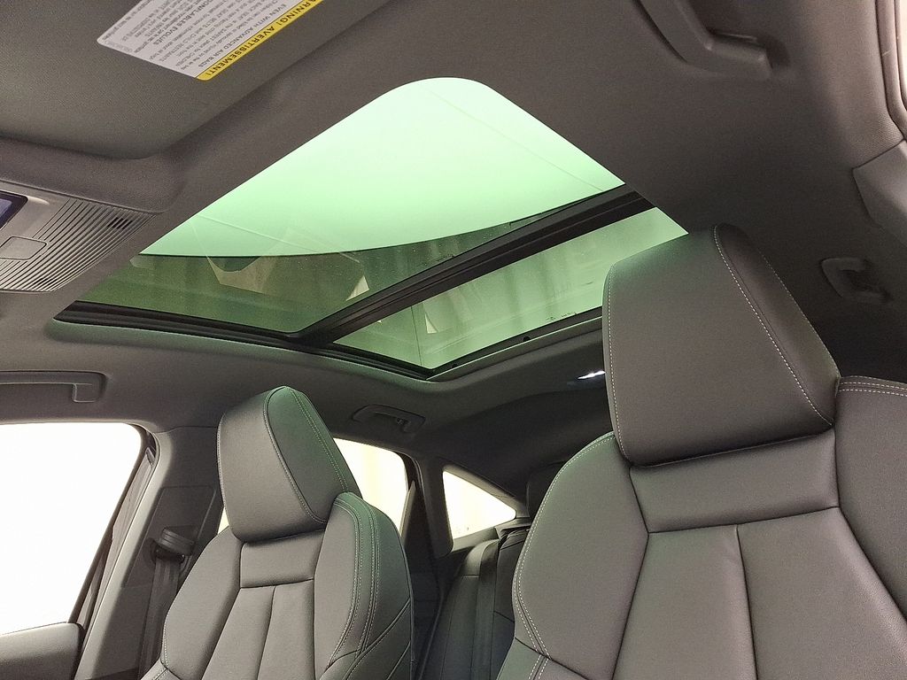 Thumbnail: 2023 Audi Q4 e-tron - 14