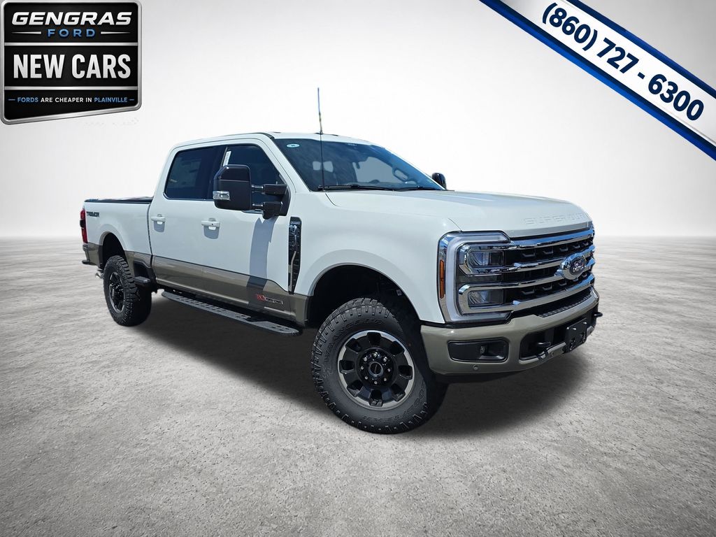 Star White Metallic Tri-Coat 2026 Ford F-250 Super Duty Pickup Truck Four-Wheel Drive Automatic