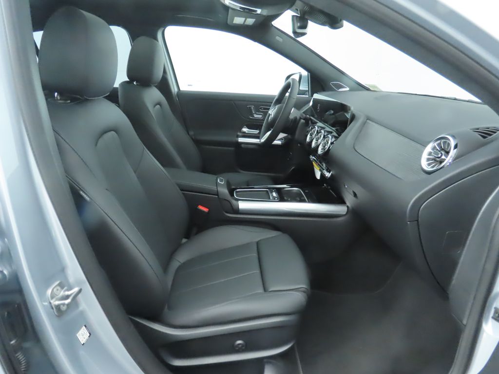 Thumbnail: 2026 Mercedes-Benz GLA - 21