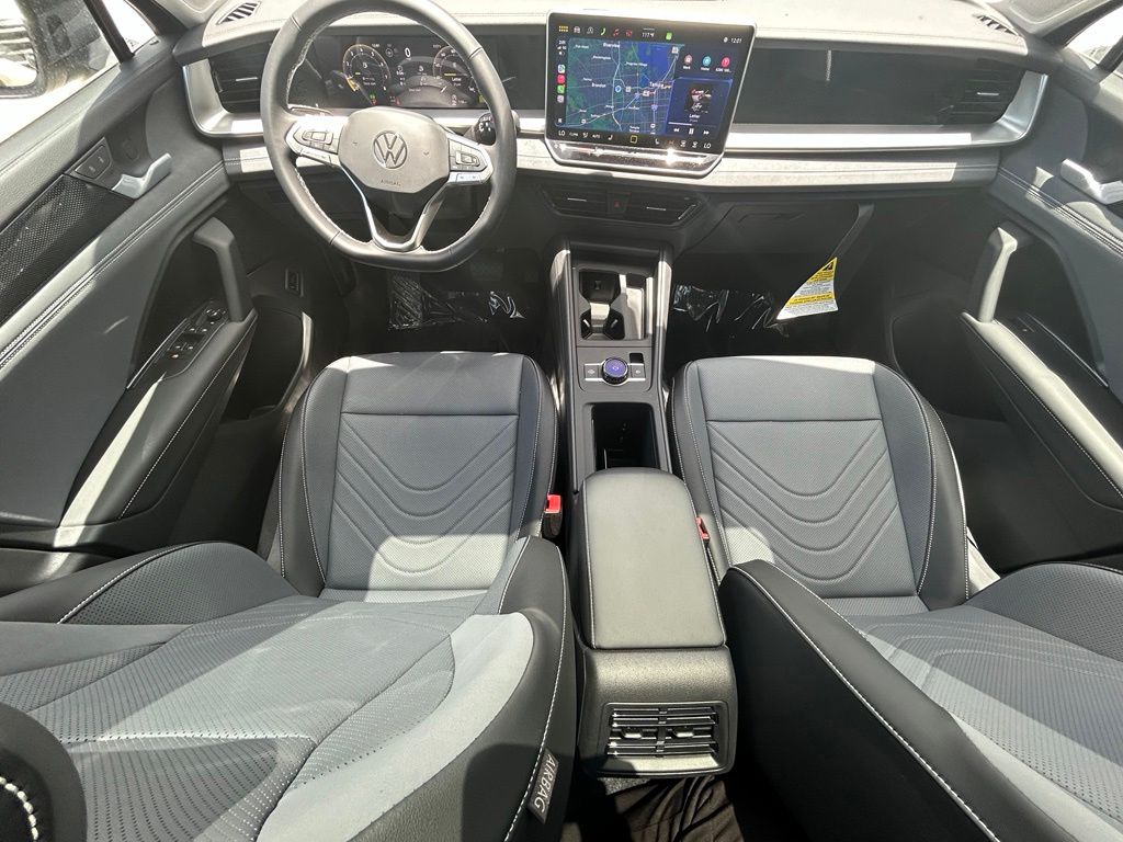 New 2026 Platinum Gray Volkswagen 2.0T SE image 9