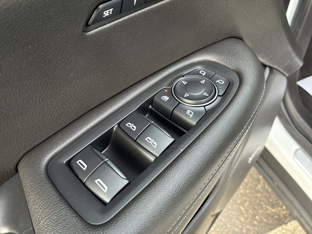 2024 Cadillac XT6 Luxury White at Carlisle Cadillac Buick GMC