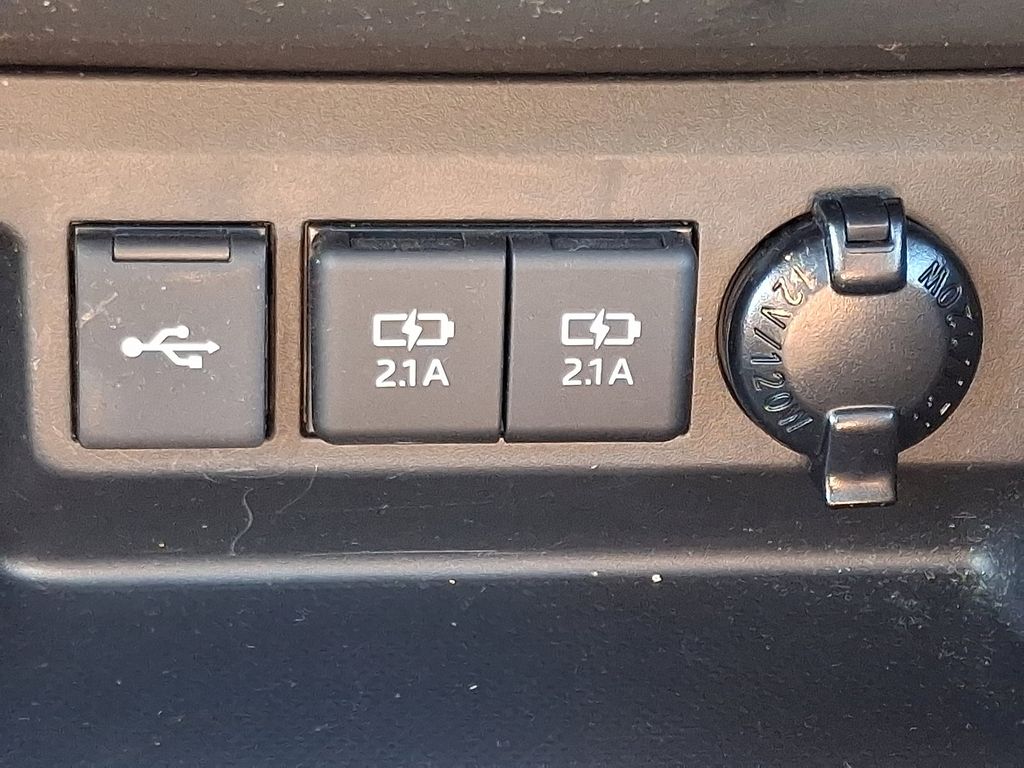 Thumbnail: 2021 Toyota Highlander - 24