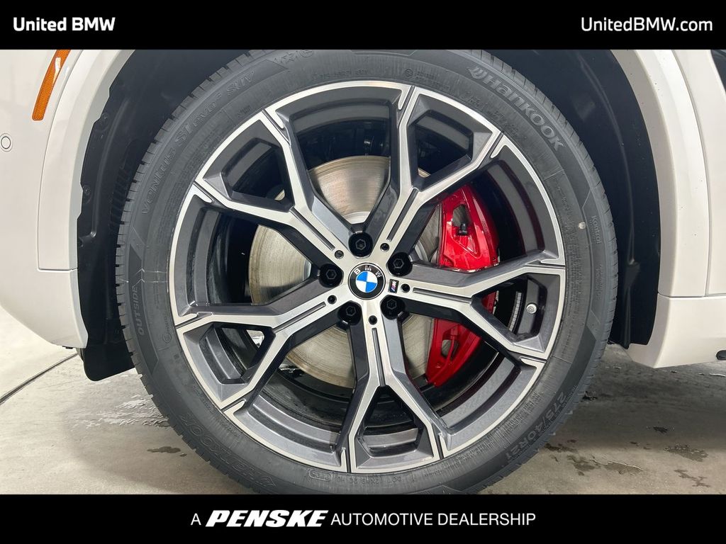 Thumbnail: 2026 BMW X5 - 10