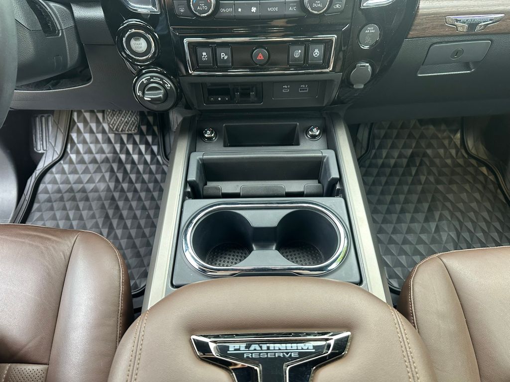 2023 Nissan Titan Platinum Reserve