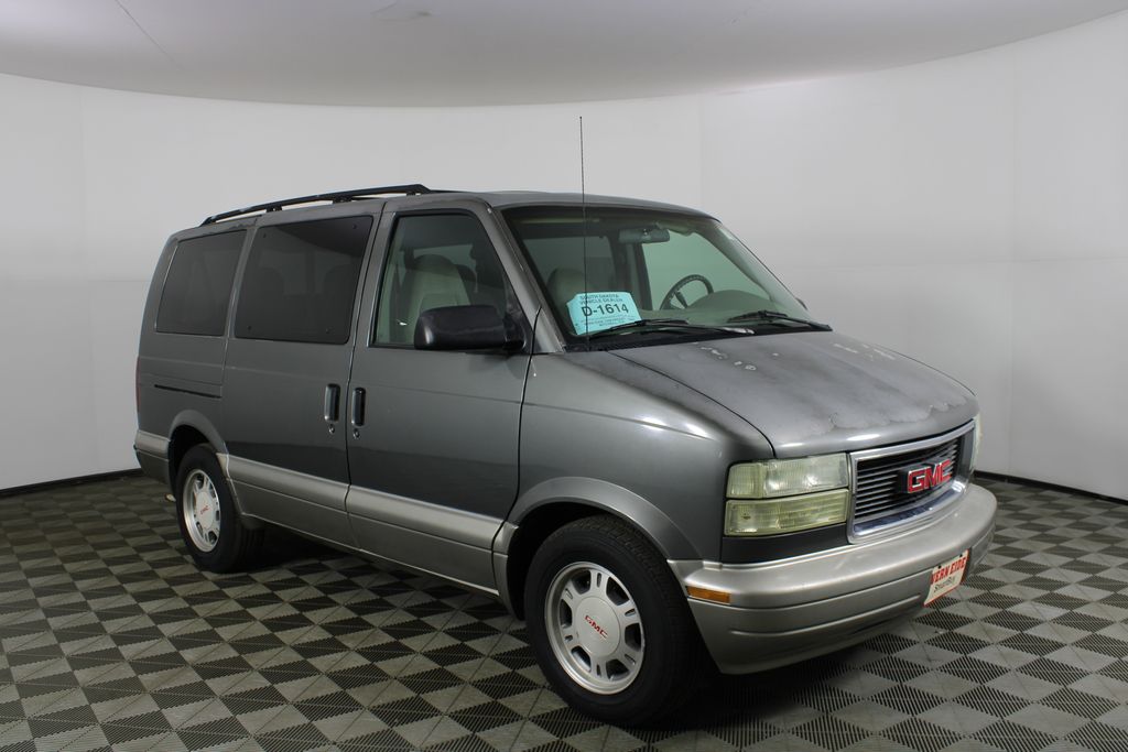 Storm Gray Metallic 2004 GMC Safari Van Rear-Wheel Drive 4-Speed Automatic Overdrive