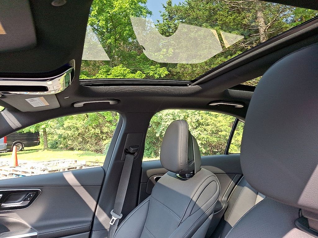 Thumbnail: 2025 Mercedes-Benz C-Class - 11