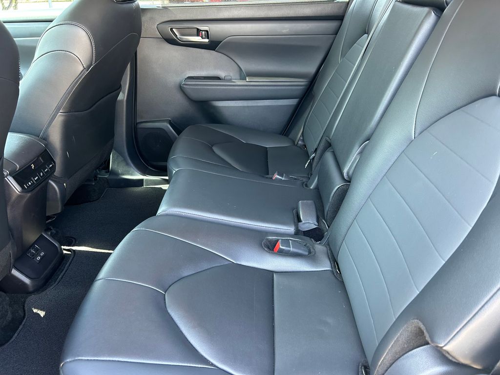 Used 2026 Toyota Highlander SUV