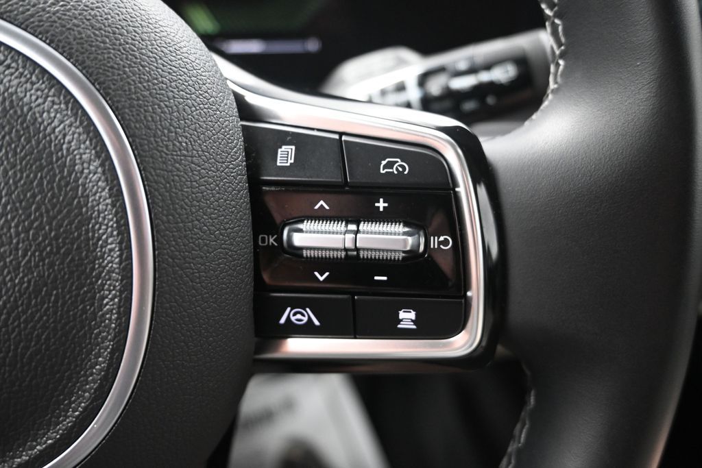 2025 Everlasting Silver Kia Sorento S AWD SUV
