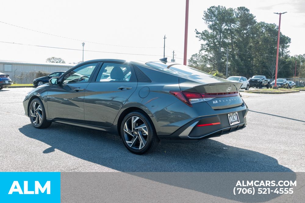 Certified Used 2025 Gray Hyundai SEL Sport image 8