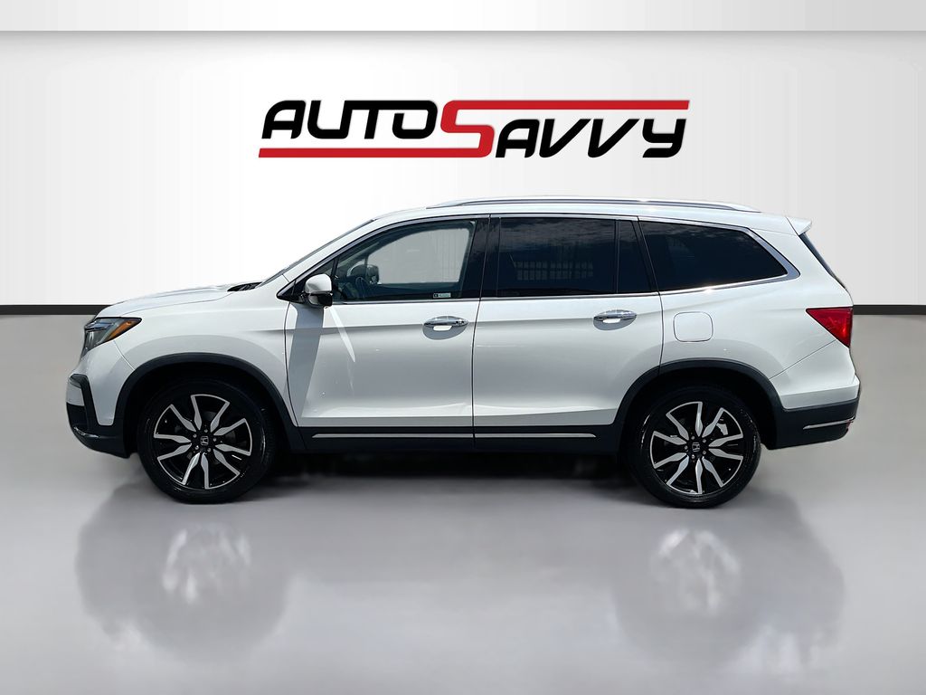 Used 2019 White Honda Touring image 4