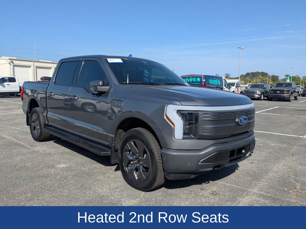 2023 Ford F-150 Lightning LARIAT