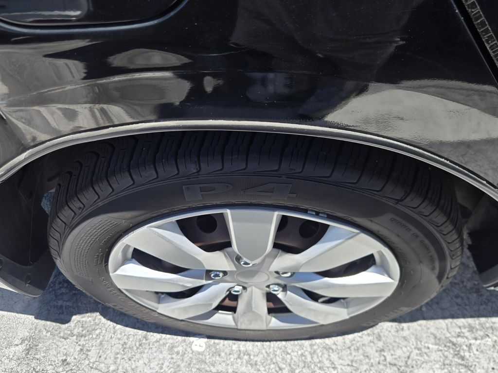 2017 Nissan Sentra - $7,685