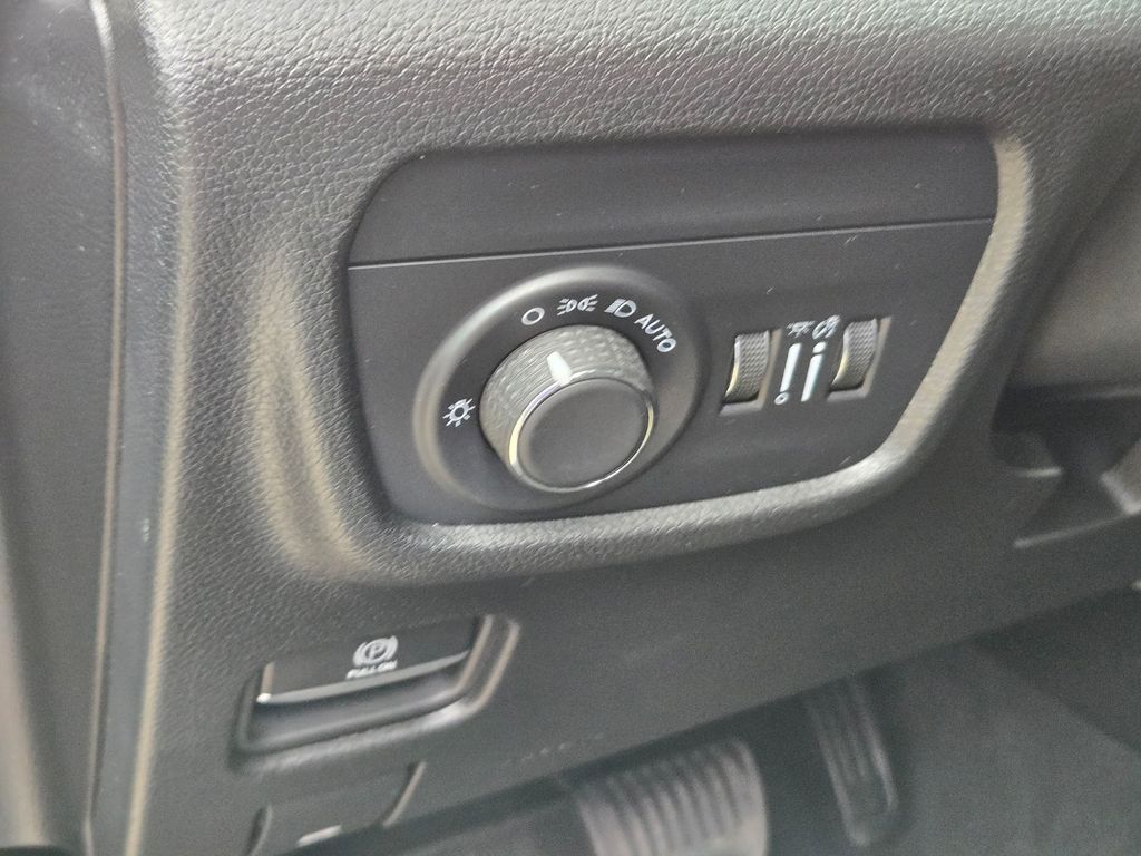 Used 2024 Jeep Grand Cherokee L SUV