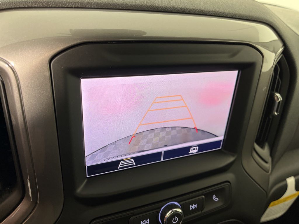 Thumbnail: 2026 Chevrolet Silverado 1500 - 28