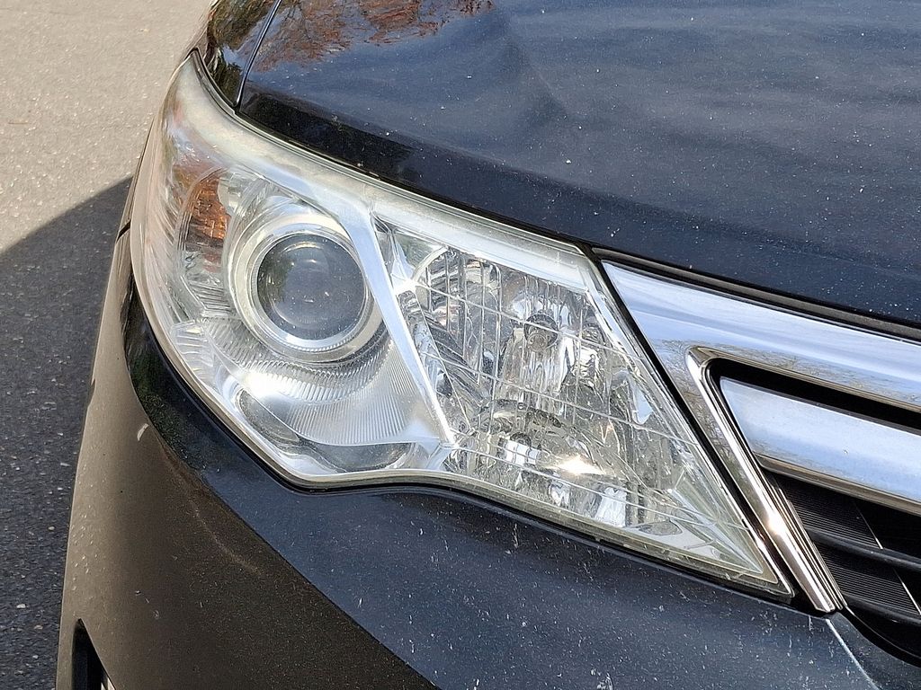 2014 Toyota Camry XLE 9