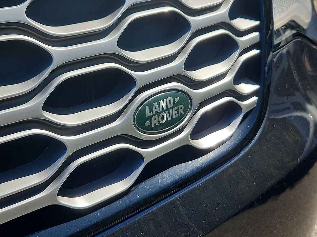 Thumbnail: 2026 Land Rover Discovery - 31
