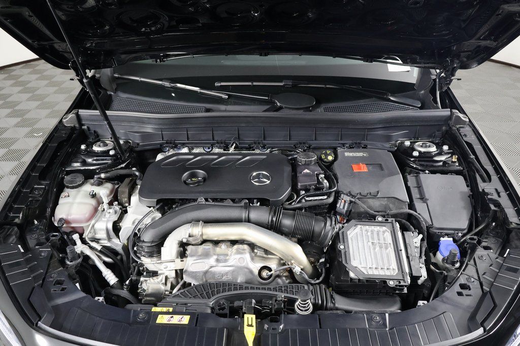 Thumbnail: 2025 Mercedes-Benz GLB - 15