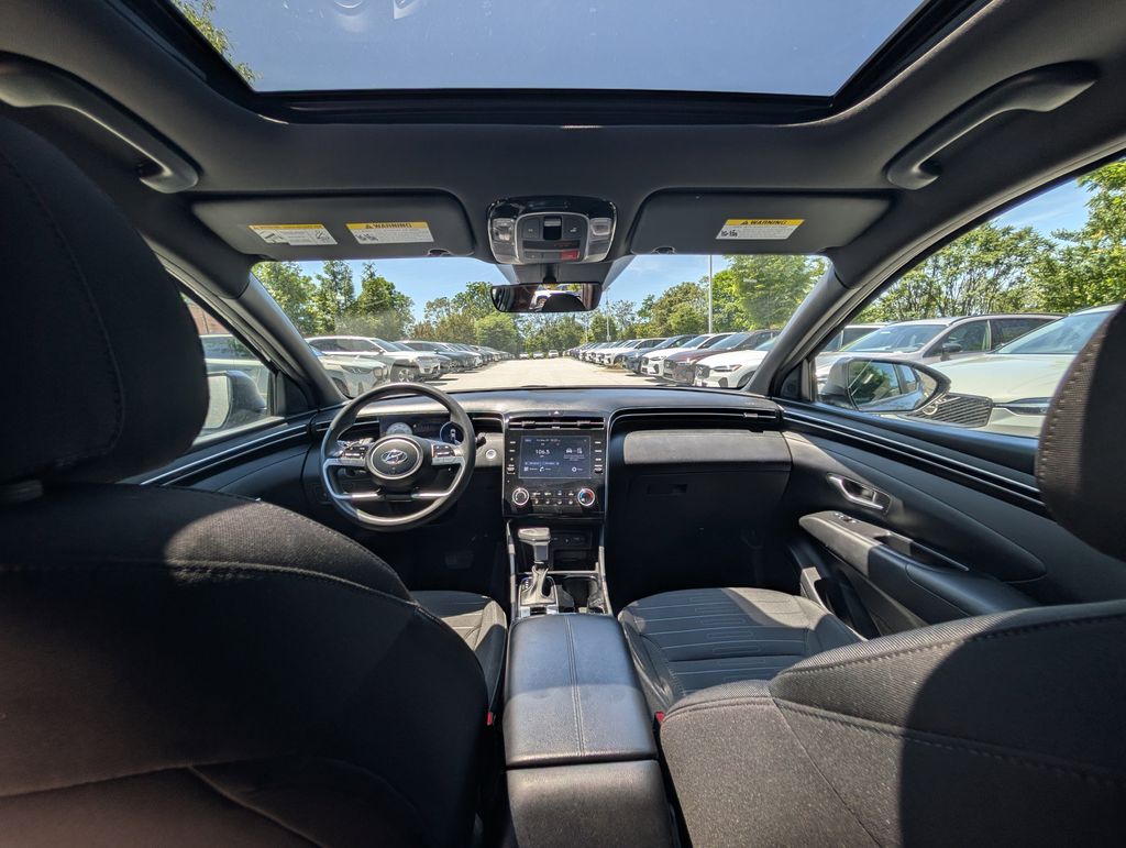 Used 2023 Black Hyundai NIGHT image 31