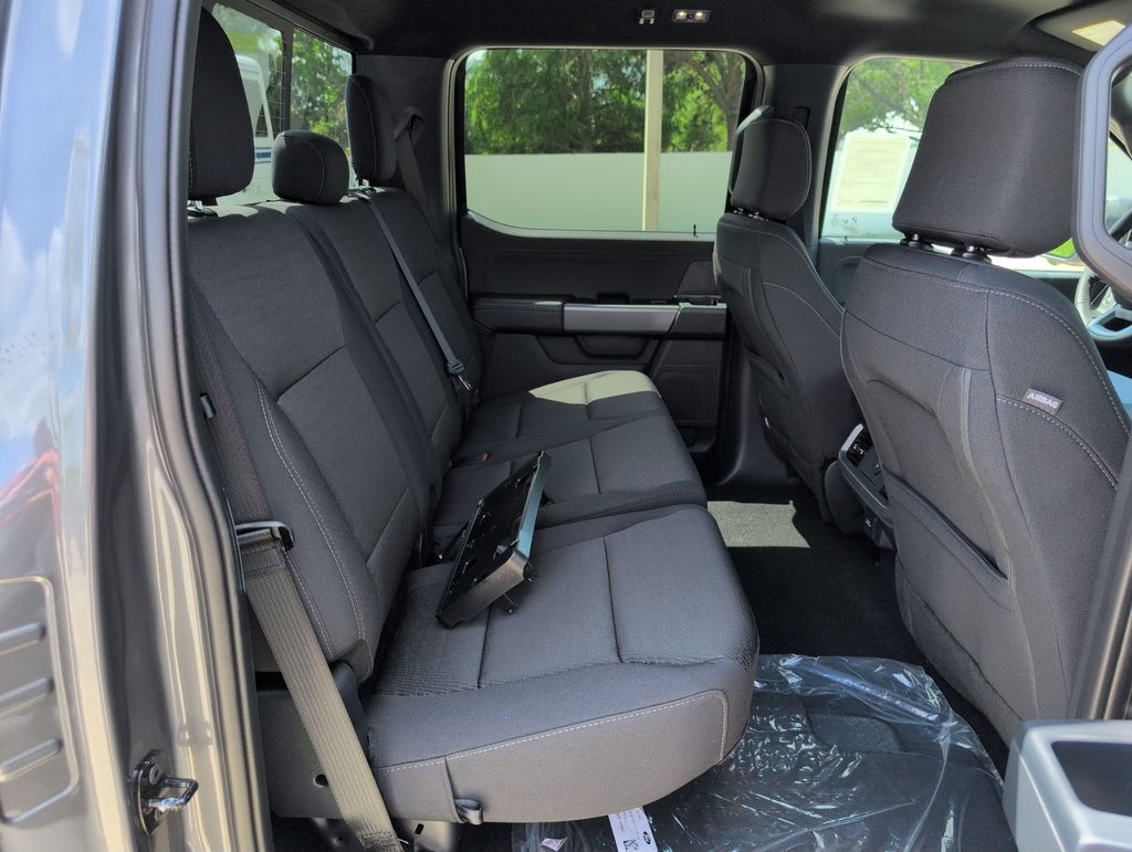 New 2026 Gray Ford XLT image 15