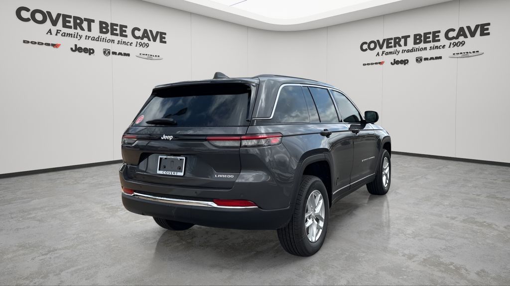 New 2026 Gray Jeep Laredo X image 9