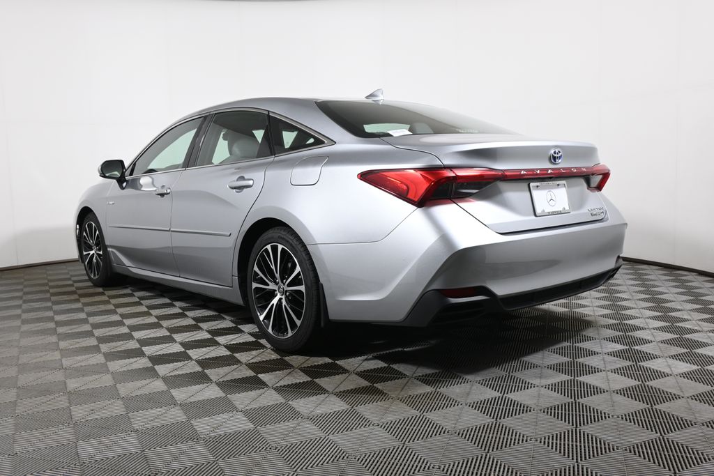 Thumbnail: 2019 Toyota Avalon - 5
