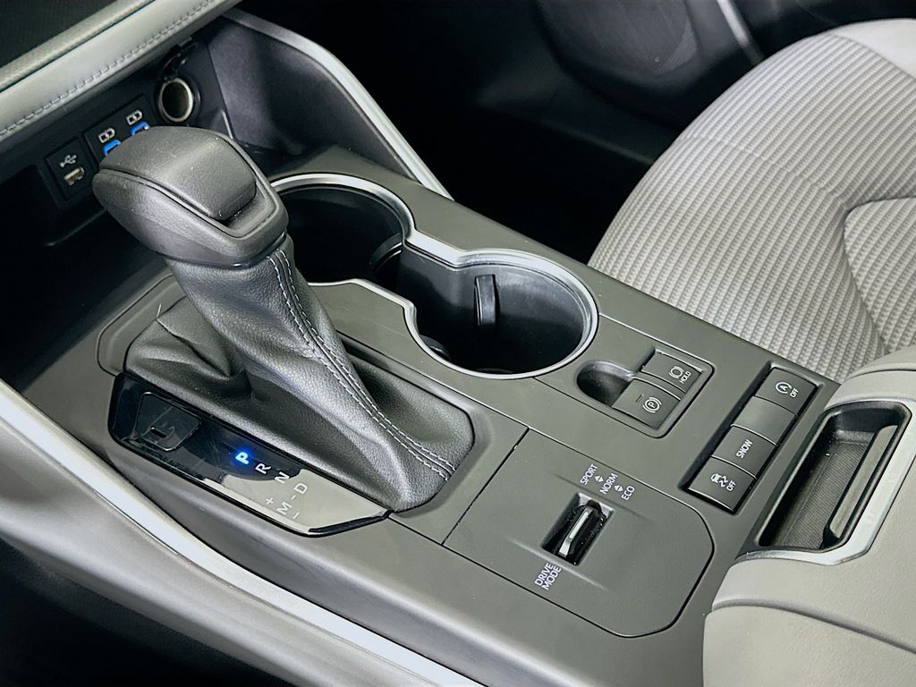 2022 Toyota Highlander L 16