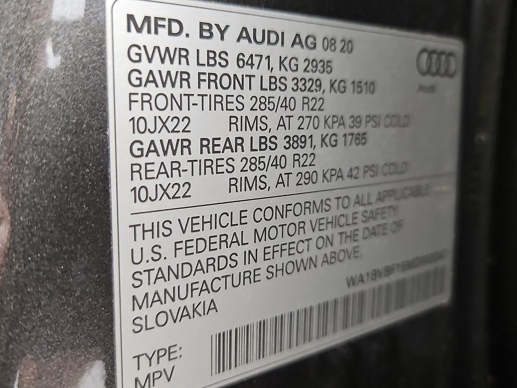 Thumbnail: 2021 Audi Q8 - 28